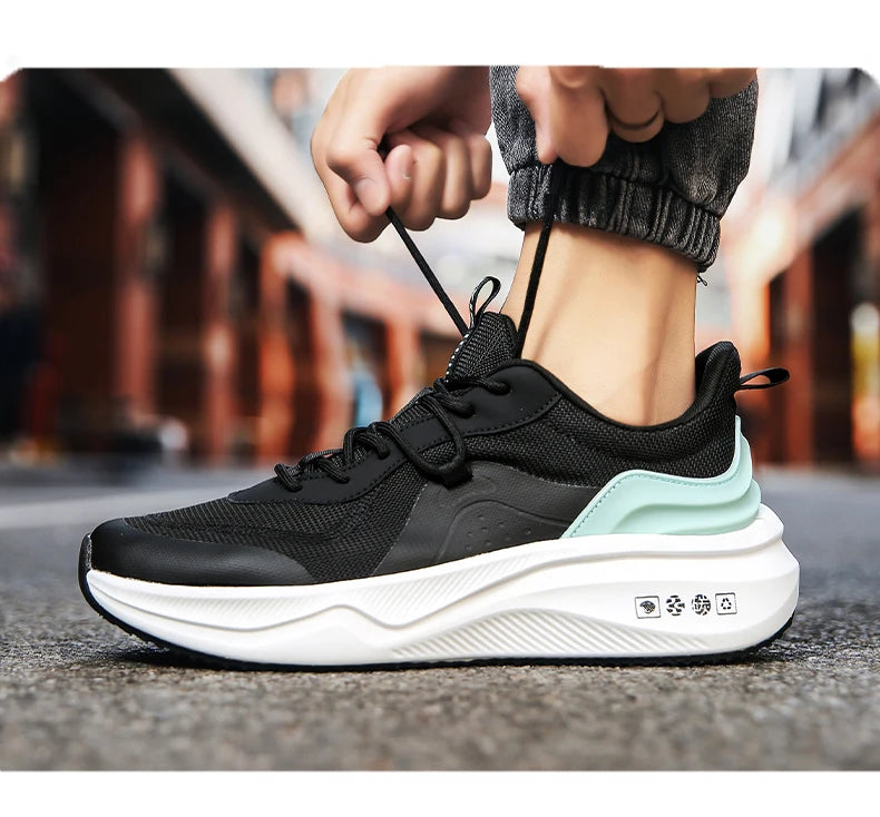 Men's All-Season Soft-Sole Canvas Shoes – Stylish & Trendy Design, Durable, Non-Slip, and Breathable Fabric. Ideal for Daily Wea