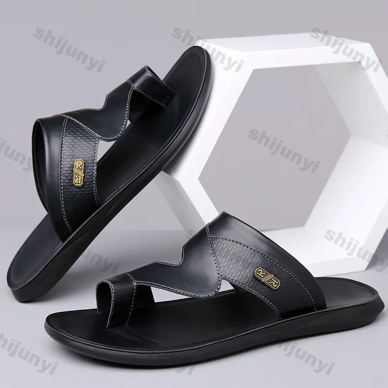 Men Sandals 2025 Summer New Non Slip Breathable Lightweight Soft Sole Beach Shoes Comfortable Fashion Clip Toe Slip on Slippers