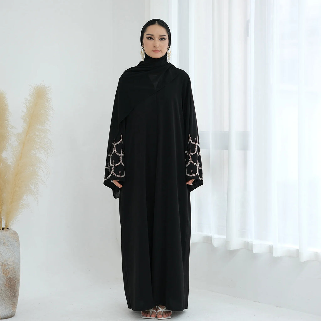 2025 Middle Eastern Islam Outfit for Muslim Women Luxury Dubai Modest Abaya Dress Eid Arabic Cardigan Plain Turkey Kaftan Robe