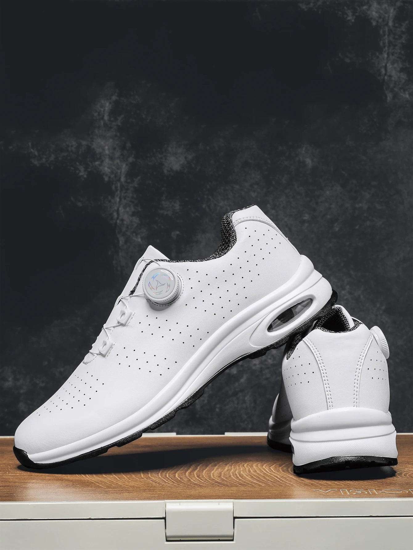 Men's Sports and Casual Shoes Summer New Fashionable and Comfortable Pu Leather Pure Color Upper Waterproof Breathable Hole Design Casual Shoes Men's Spiral Buckle Lace up Comfortable Elastic Adjustment Versatile Simple Men's