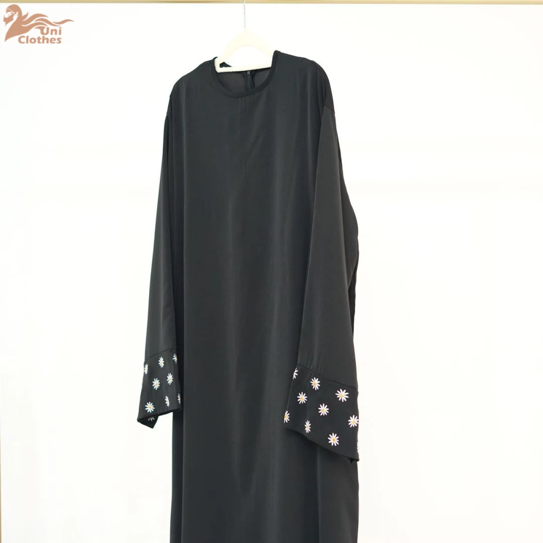 2025 Daisy Embroidery Muslim Modest Dress for Women Eid Saudi Arabia Dubai Abaya Luxury Islam Turkey Holiday Party Jalabiya Robe
