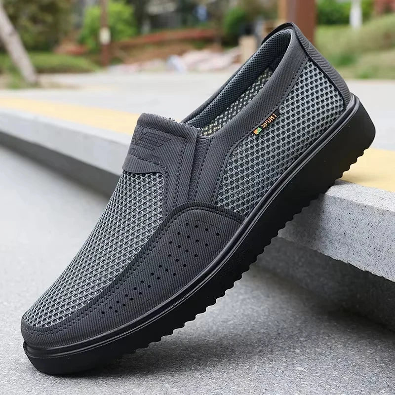 Mesh Breathable Surface Man Shoes Soft Sole Casual Sneakers  Breathable Men'S Summer Sneakers Free Shiping Shoe