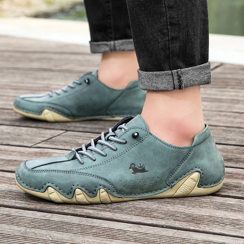 Men Leather Casual Shoes Free Shipping Sneakers Low Top Comfortable Italian Mens Shoes Luxury Designer Loafers Moccasin Shoe Man