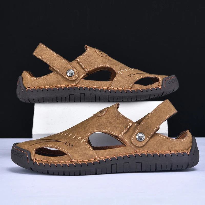 New Handmade Summer Sandals Men Breathable Leather Shoes Man Outdoor Men Sandals Antiskid Beach Sandals Hollow Shoes Fashion