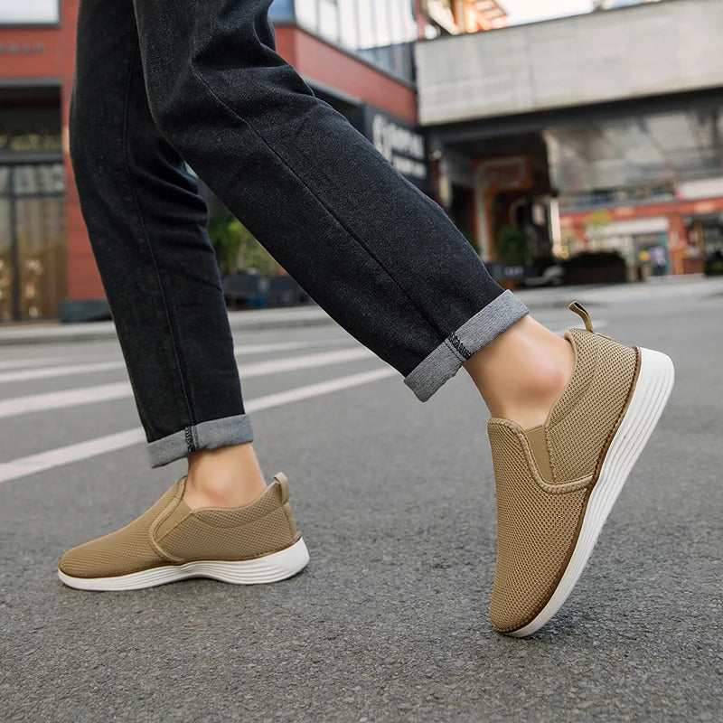 Breathable Mesh Men's Canvas Shoes Ultralight Comfortable Casual Sneakers Slip-on Vulcanized Shoe Soft Sole Male Flats Loafers