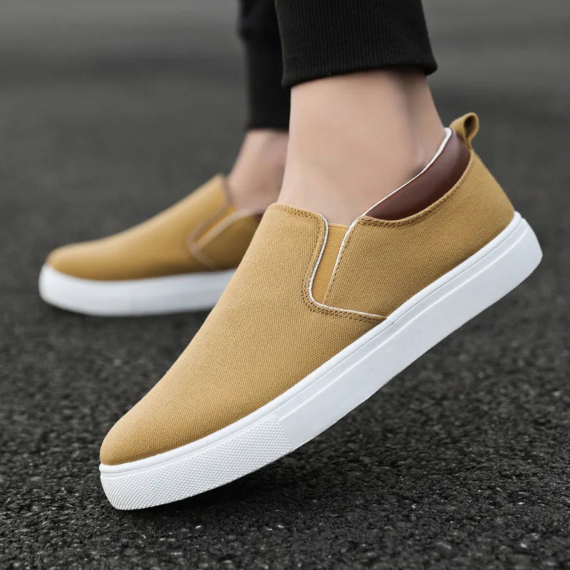 Men Canvas Shoe Casual Sneaker for Men Light Slip-on Vulcanized Comfortable Male Flats Loafers New Black Trainers Zapatos Hombre